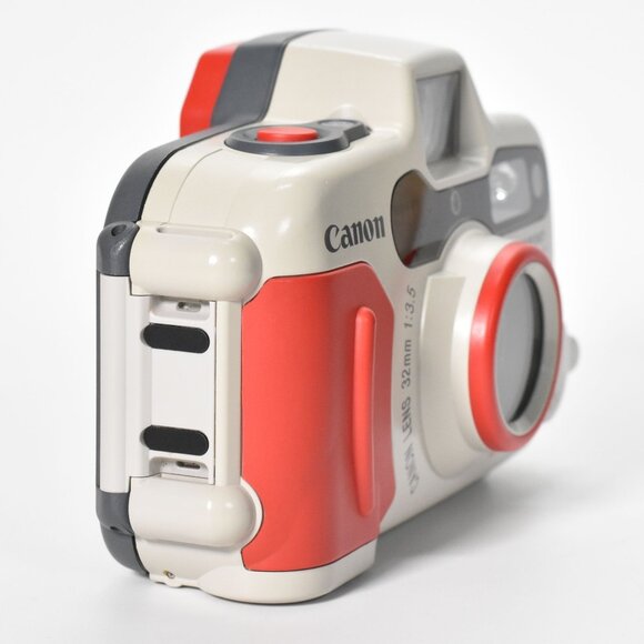 Canon Sure Shot WP-1 Waterproof 35mm Camera with 32mm f/3.5 Lens w/Canon Bag - Picture 4 of 14